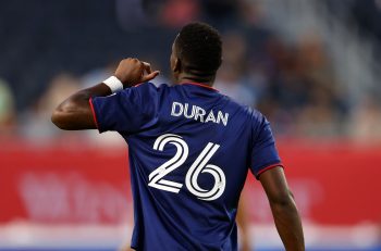 Jhon Duran transfer news