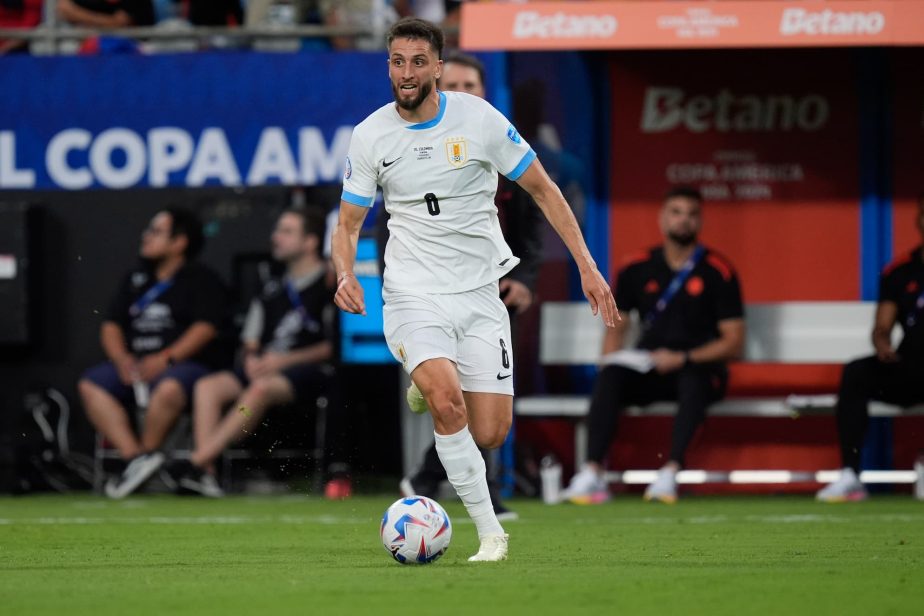 Tottenham star Rodrigo Bentancur banned