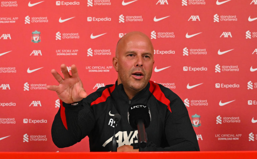 Arne Slot Liverpool injury update