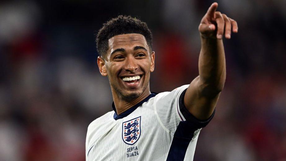 Jude Bellingham is the third youngest player to make their England debut
