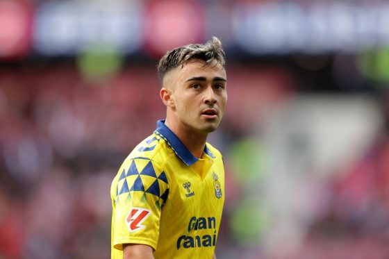 Las Palmas Man Alberto Moleiro Looks on