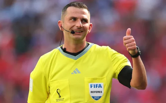 Michael Oliver will referee Everton vs Liverpool