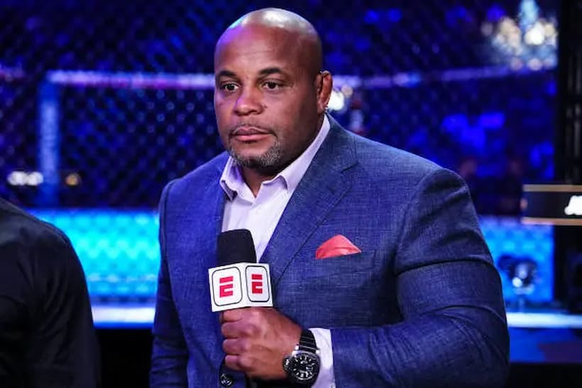 Daniel Cormier Sean Strickland