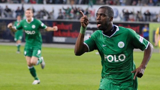 Grafite Celebrating After Scoring for Wolfsburg