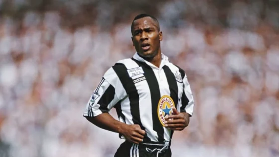 Les Ferdinand in Action for Newcastle United