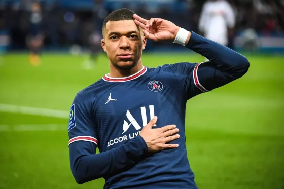 Kylian Mbappe Celebrates for PSG
