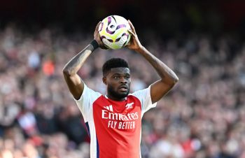 Thomas Partey Throwing the Ball | How to Watch Arsenal vs Newcastle United