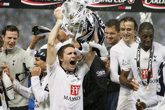 Tottenham lifting the 2008 Carling Cup trophy.