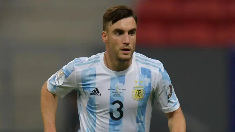 Nicolas Tagliafico Could Join Borussia Dortmund