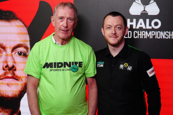 Midnite Maximum winner Brian Nicholls with Mark Allen