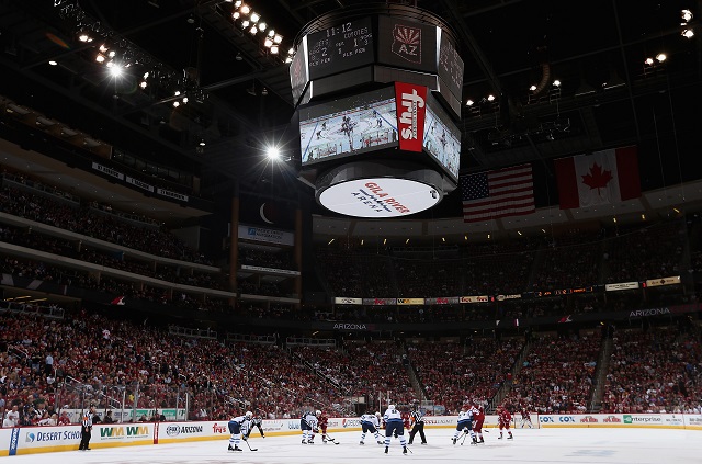 Christian Petersen/Getty ImagesGLENDALE, AZ - OCTOBER 09: General view of action between the Arizona Coyotes and the Winnipeg Jets during the NHL game at Gila River Arena on October 9, 2014 in Glendale, Arizona. The Jets defeated the Coyotes 6-2. (Photo by Christian Petersen/Getty Images)