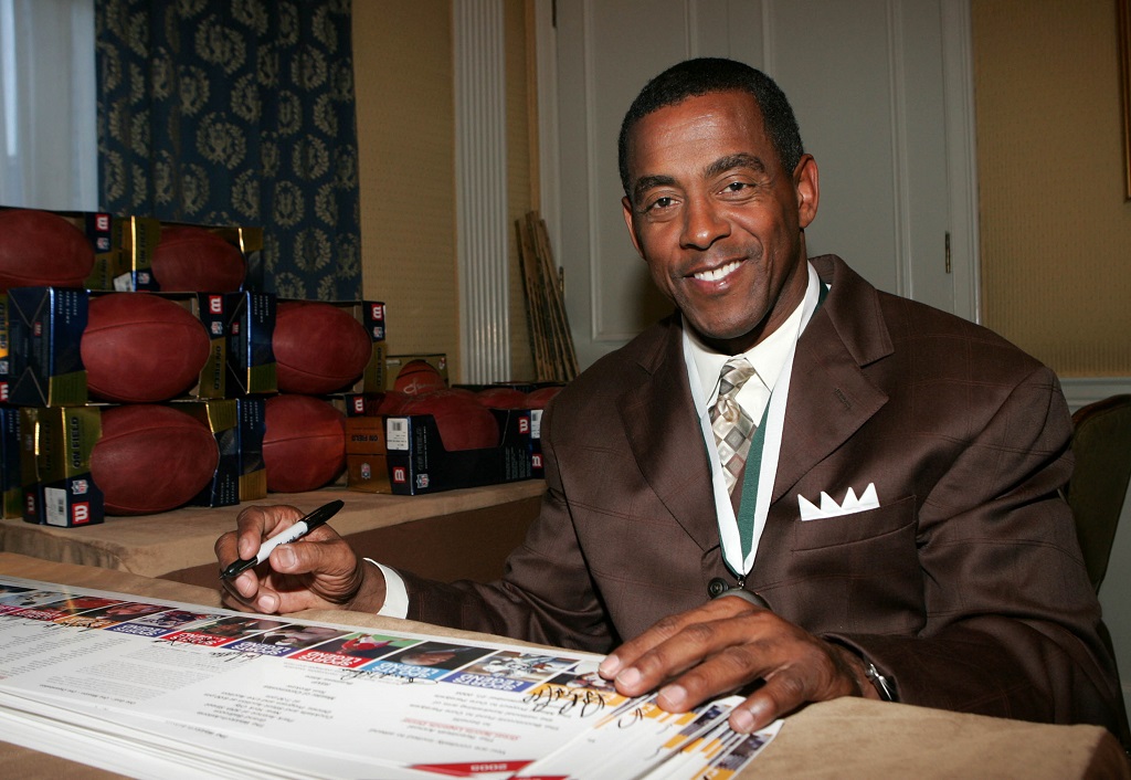 Tony Dorsett attends the Great Sports Legends Dinner honoring sports legends.