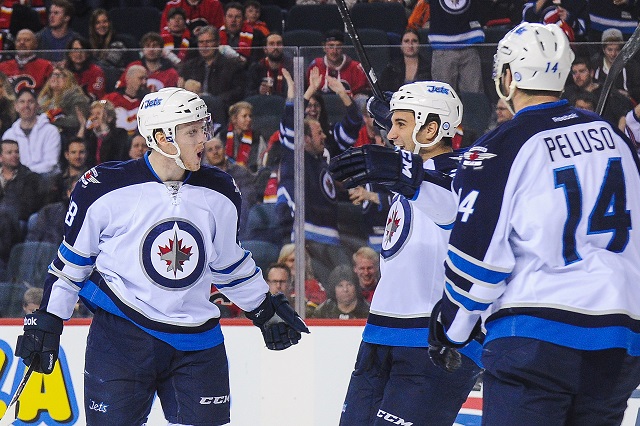nhl teams with blue jerseys