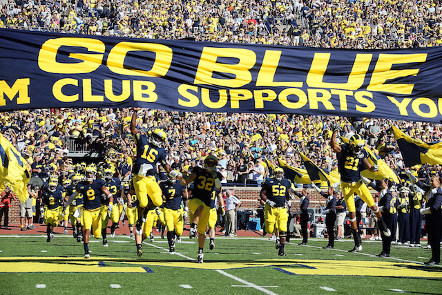 Michigan Wolverines enter the Big House