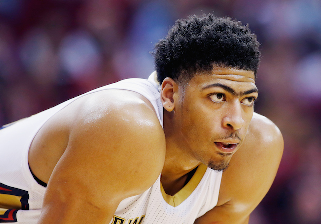 Anthony Davis is poised for the next play
