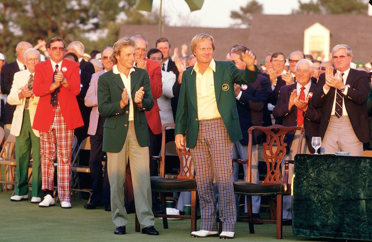 Jack Nicklaus waves to onlookers after winning the 1986 Masters.