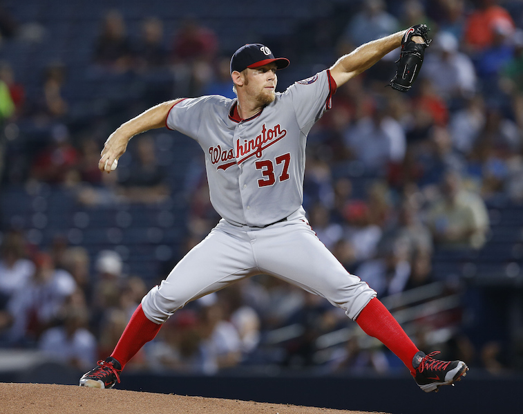 MLB: The 5 Best Undefeated Starting Pitchers in Baseball