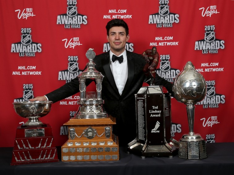 Carey Price sweeps the awards at the 2015 NHL Awards