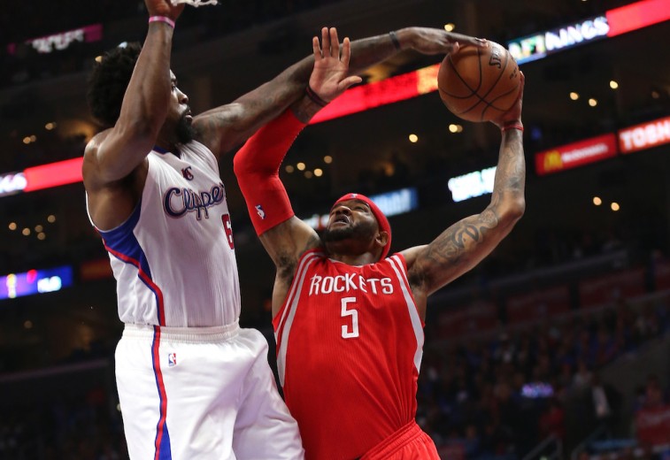 DeAndre Jordan blocks Josh Smith