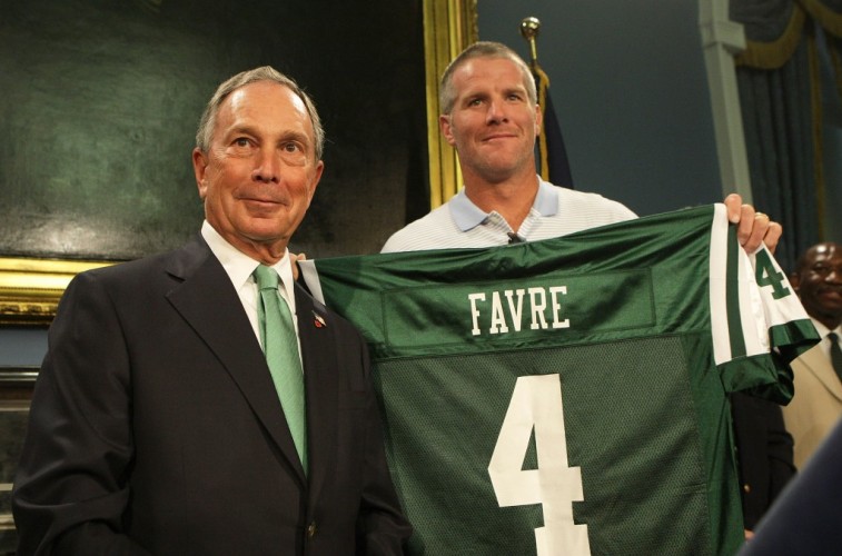 Mike Stobe/Getty ImagesNEW YORK - AUGUST 08: New York City Mayor Michael Bloomberg and Brett Favre pose for a photo during a press conference to Welcome Brett Favre to New York at City Hall on August 8, 2008 in New York City. Favre was traded to the New York Jets from the Green Bay Packers. (Photo by Mike Stobe/Getty Images)