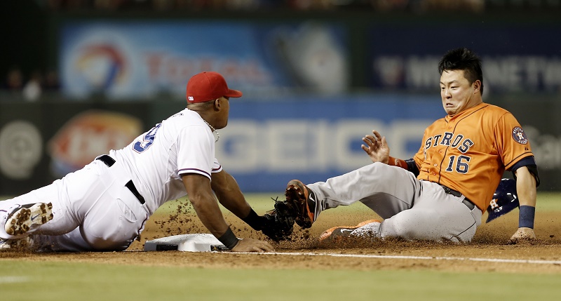 MLB: Is Adrian Beltre Worth Signing to an Extension?