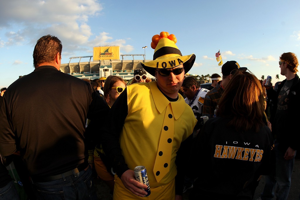 MIAMI GARDENS, FL - JANUARY 05: A fan of the Iowa Hawkeyes tailgates in the parking lot prior to Iowa playing against the Georgia Tech Yellow Jackets during the FedEx Orange Bowl at Land Shark Stadium on January 5, 2010 in Miami Gardens, Florida. (Photo by Streeter Lecka/Getty Images)