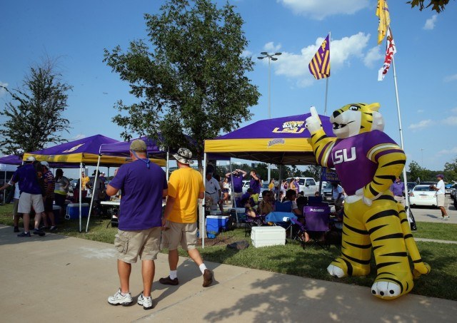 LSU fans host an epic tailgate.