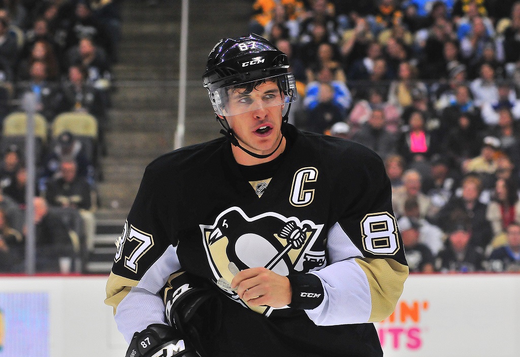 PITTSBURGH, PA - OCTOBER 17: Sidney Crosby #87 of the Pittsburgh Penguins looks on against the Toronto Mapleleafs during the game at Consol Energy Center on October 17, 2015 in Pittsburgh, Pennsylvania. (Photo by Matt Kincaid/Getty Images)