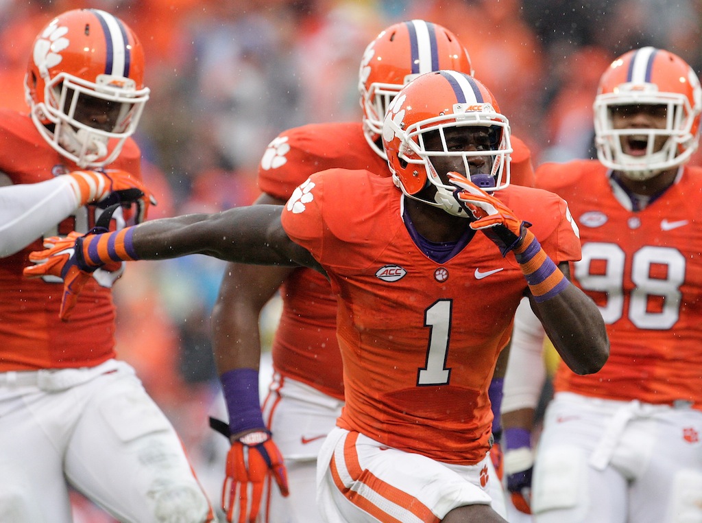 Jayron Kearse #1 of the Clemson Tigers reacts after making a tackle