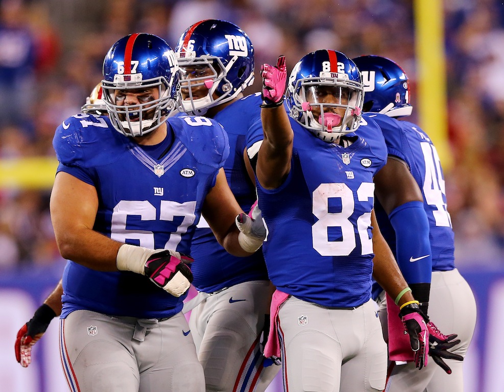 New York Giants celebrate a first down