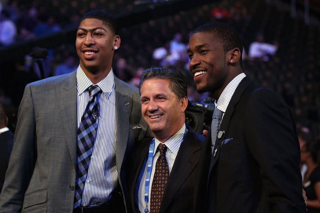 (L-R) Anthony Davis, head coach John Calipari and Michael Kidd-Gilchrist of the Kentucky Wildcats pose during the first round of the 2012 NBA Draft