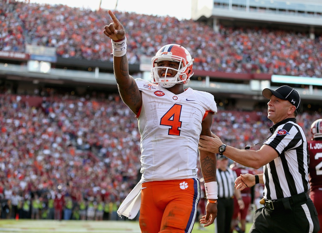 Deshaun Watson points to the crowd after a Clemson touchdown