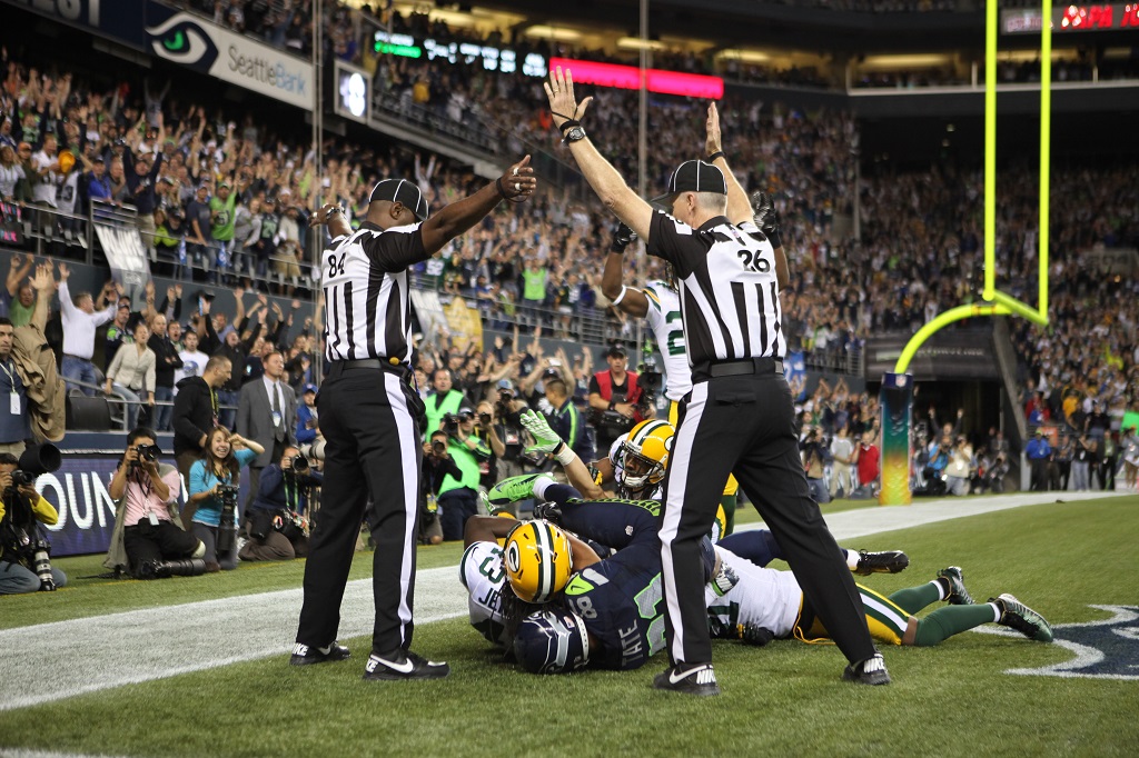 SEATTLE, WA - SEPTEMBER 24:  Wide receiver Golden Tate #81 of the Seattle Seahawks makes a catch in the end zone to defeat the Green Bay Packers on a controversial call by the officials at CenturyLink Field on September 24, 2012 in Seattle, Washington
