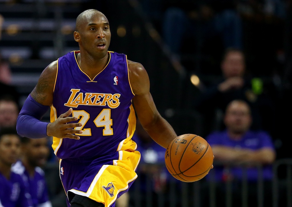 NBA: When Kobe Bryant Taught Dwight Howard a Lesson
