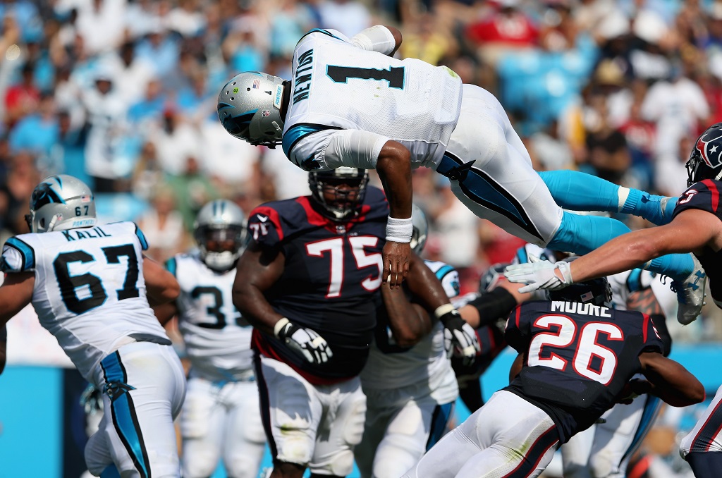 during their game at Bank of America Stadium on September 20, 2015 in Charlotte, North Carolina.