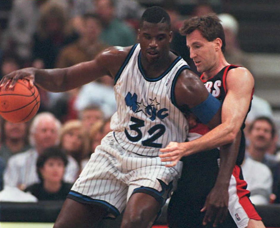 The 10 Best Uniforms in NBA History