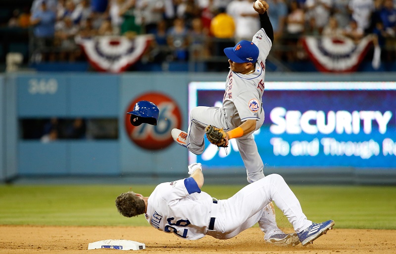 in game two of the National League Division Series at Dodger Stadium on October 10, 2015 in Los Angeles, California.