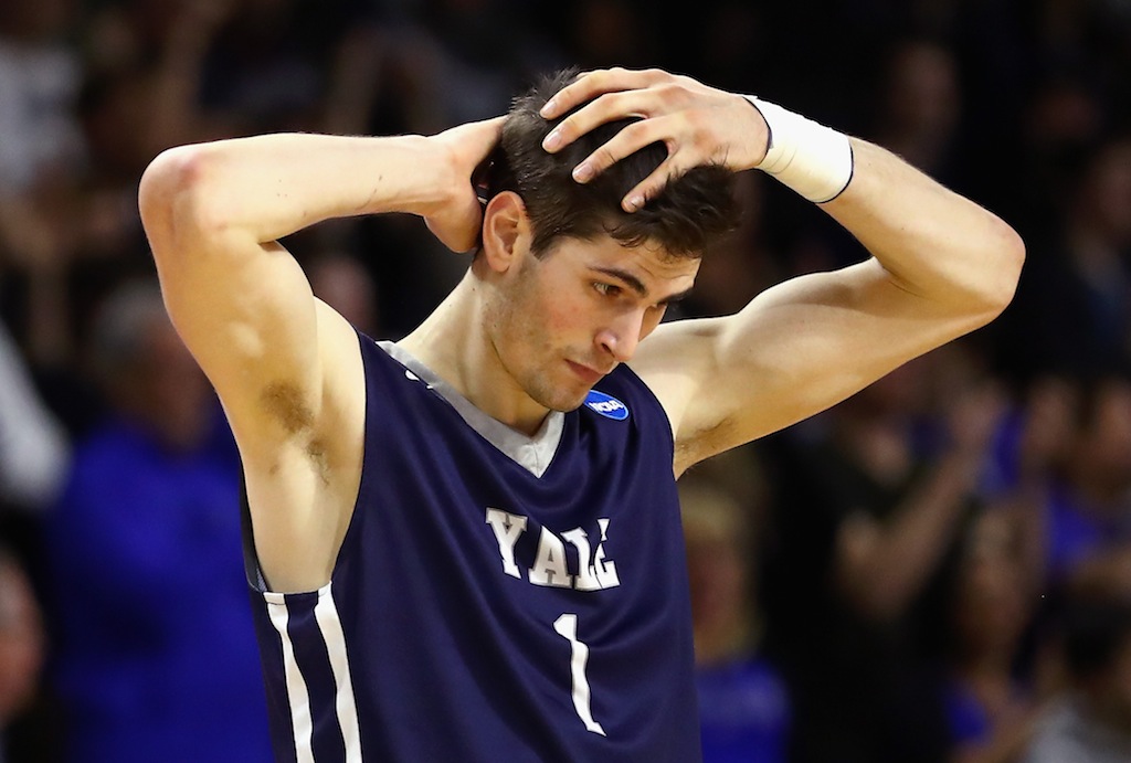 March Madness: 3 Mistakes People Make When Betting on Basketball