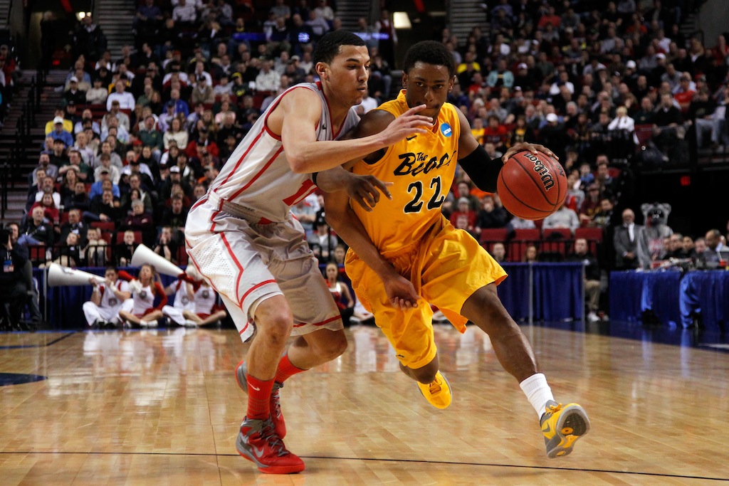 The 5 Best Uniforms in March Madness History