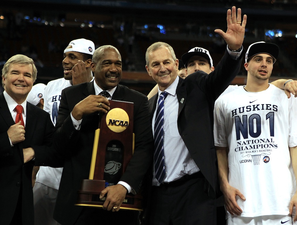 UConn Huskies celebrate winning the 2011 NCAA championship | Streeter Lecka/Getty Images