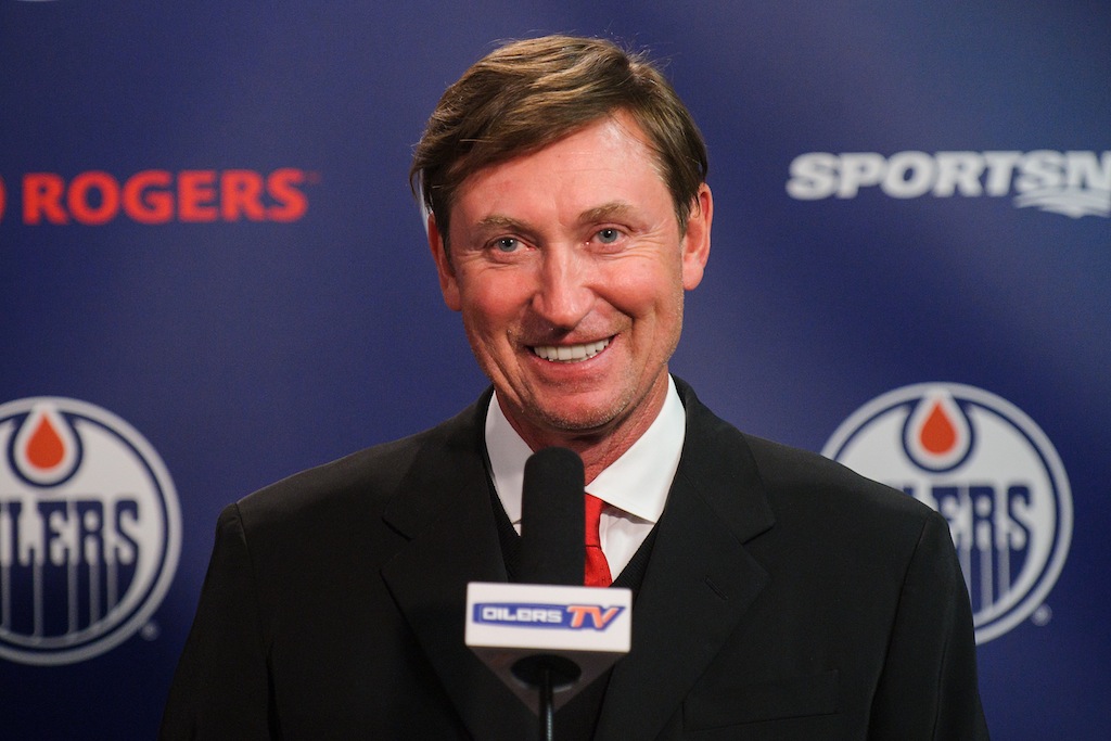 7 Athletes With 5 or More MVP Awards - Wayne Gretzky 