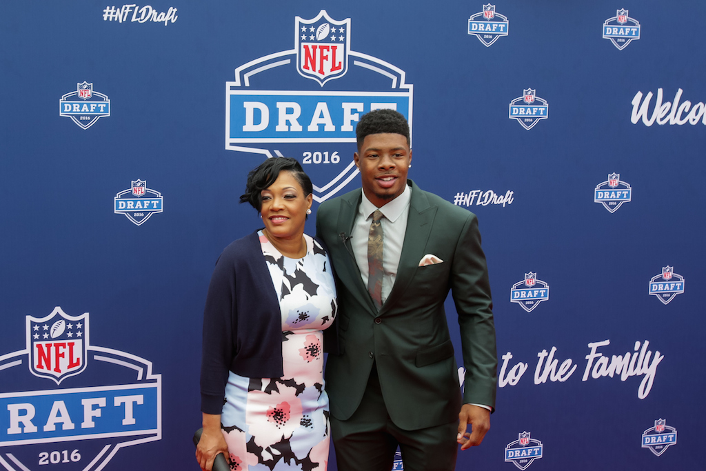 2016 NFL Draft: 7 Best Dressed Players From the First Round