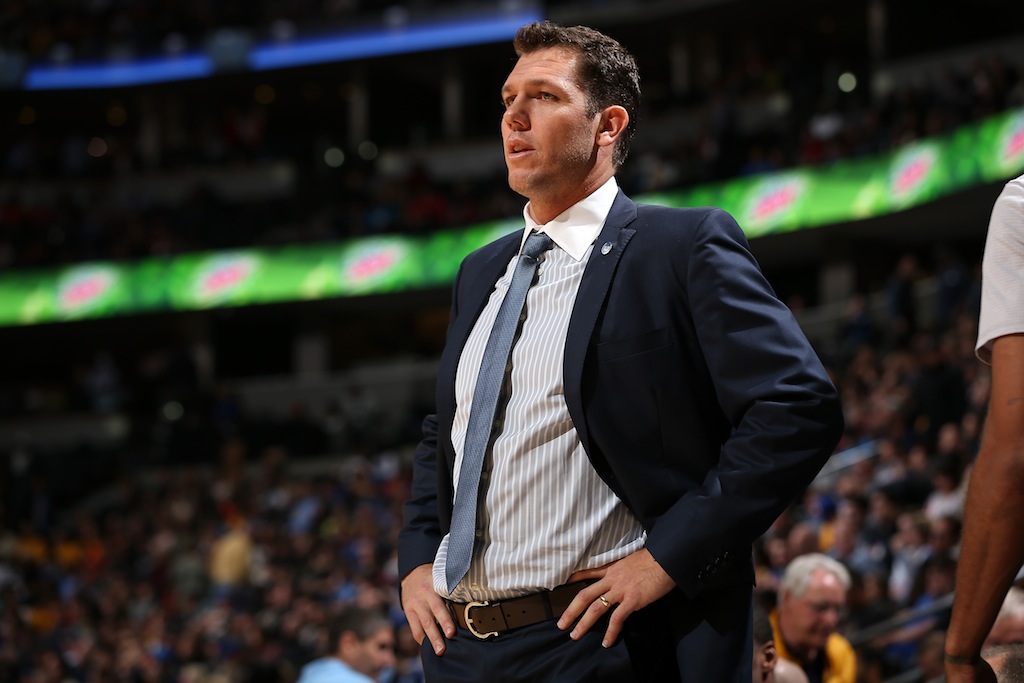 Luke Walton watches from the sidelines.