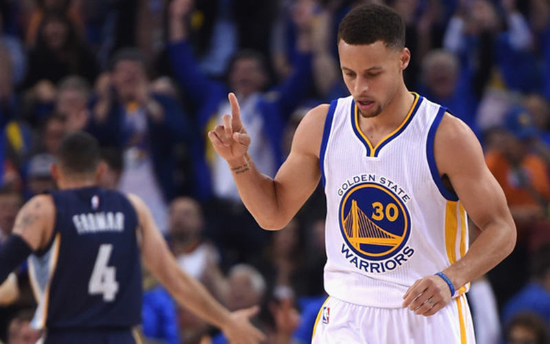 Golden State Warriors: Title Contenders Without Steph Curry?