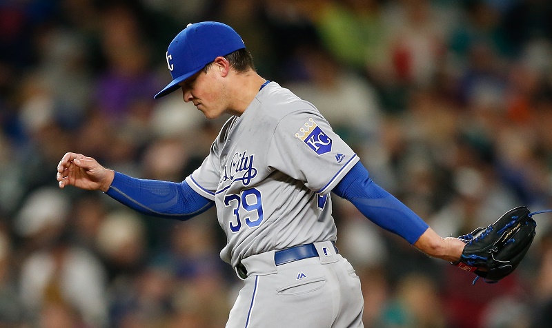 MLB: 5 Things Wrong With the Royals in 2016