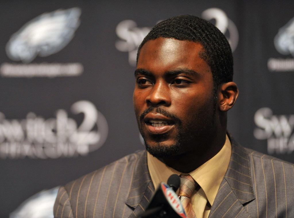Michael Vick speaks during a press conference | Larry French/Getty Images