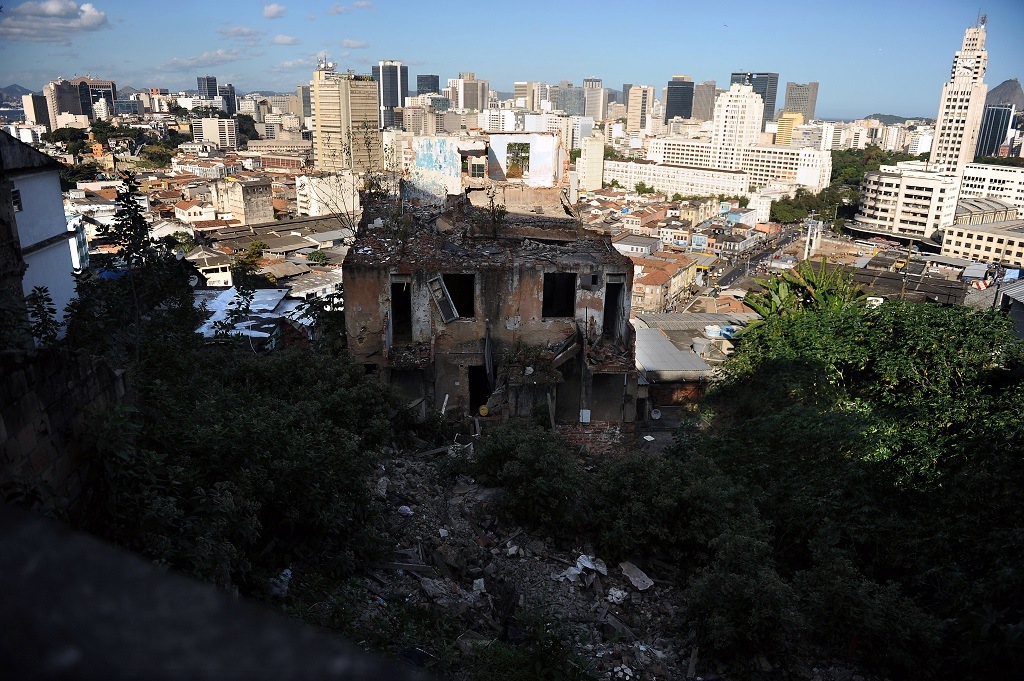 View of a dilapidated house at the Morro Da Providencia shantytown on August 17, 2012 in Rio de Janeiro. Hundreds of families have been evicted from different shantytowns in Rio de Janeiro due to preparation works for the 2014 FIFA World Cup and the 2016 Olympic Games. AFP PHOTO/VANDERLEI ALMEIDA (Photo credit should read VANDERLEIALMEIDA/AFP/GettyImages)