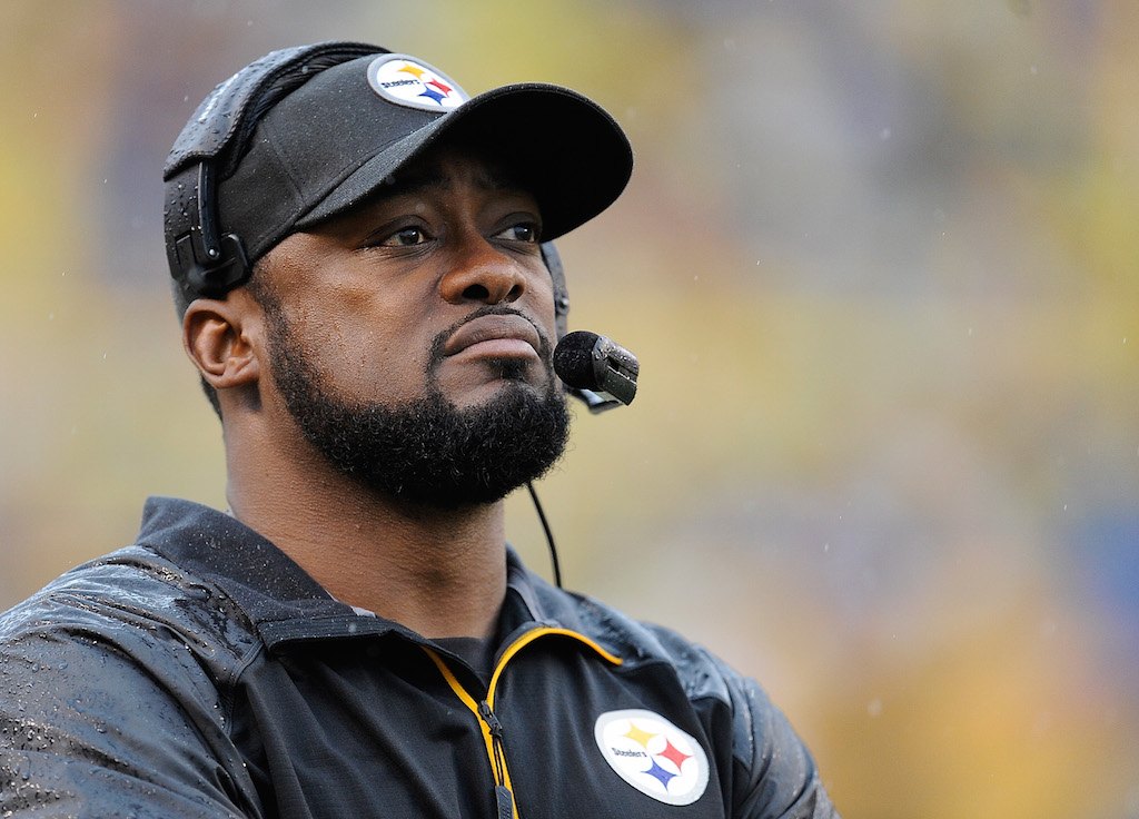Mike Tomlin watches his team.