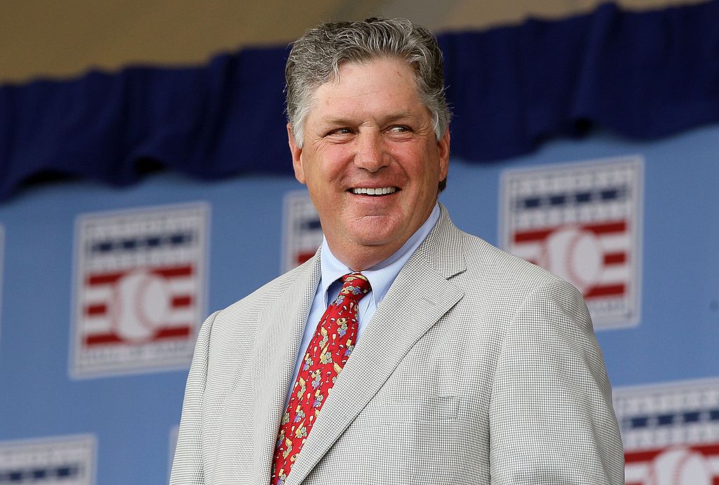 Hall of Famer Tom Seaver is introduced at Clark Sports Center