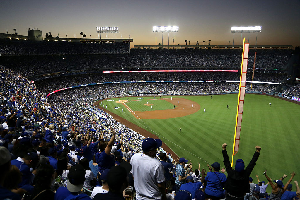 Chicago Cubs fans cheer